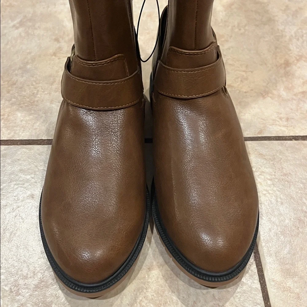 Cat & Jack Brown Girl’s Boots